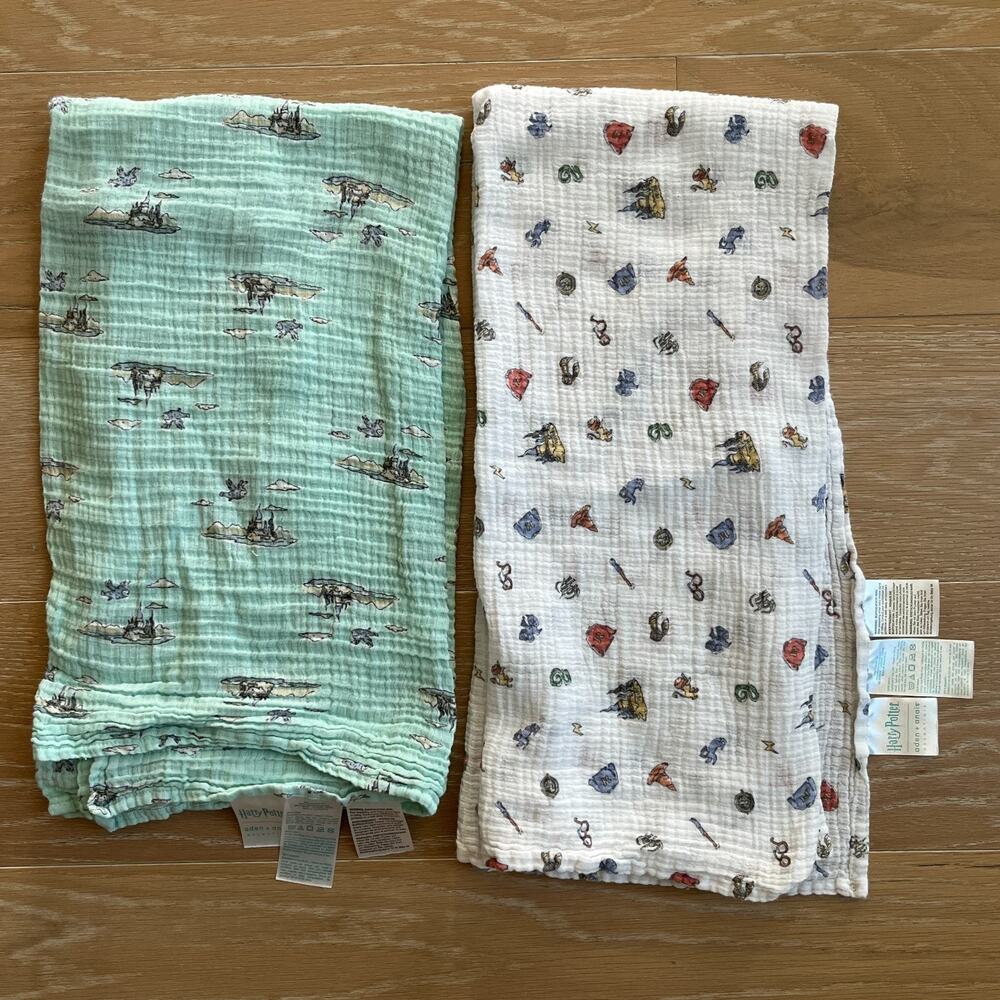 Aden + Anais Harry Potter- Hogwarts 100% Cotton Muslin Baby Swaddle Blankets